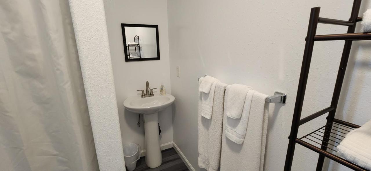 #1 New! Couples Getaway Self Checkin Studio Apt Keaau Eksteriør billede